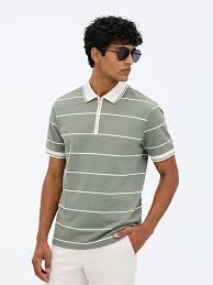 SHORT SLEVEE T SHIRT